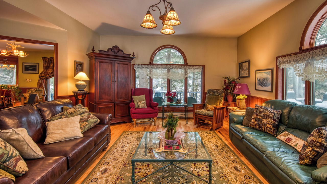 Photo of Livingroom in Saranac Lake