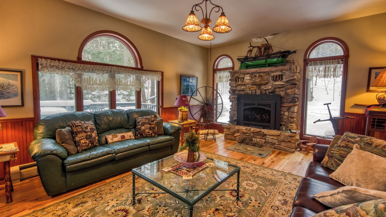 Photo of Livingroom in Saranac Lake