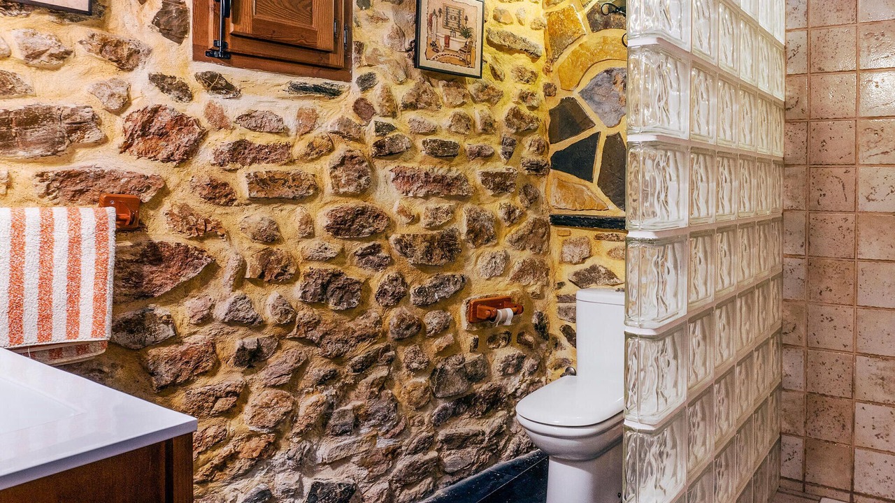 Photo of Bathroom in Montalban