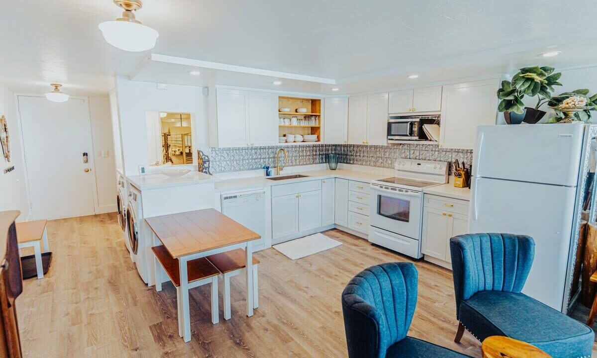 Photo of Kitchen in Punaluu