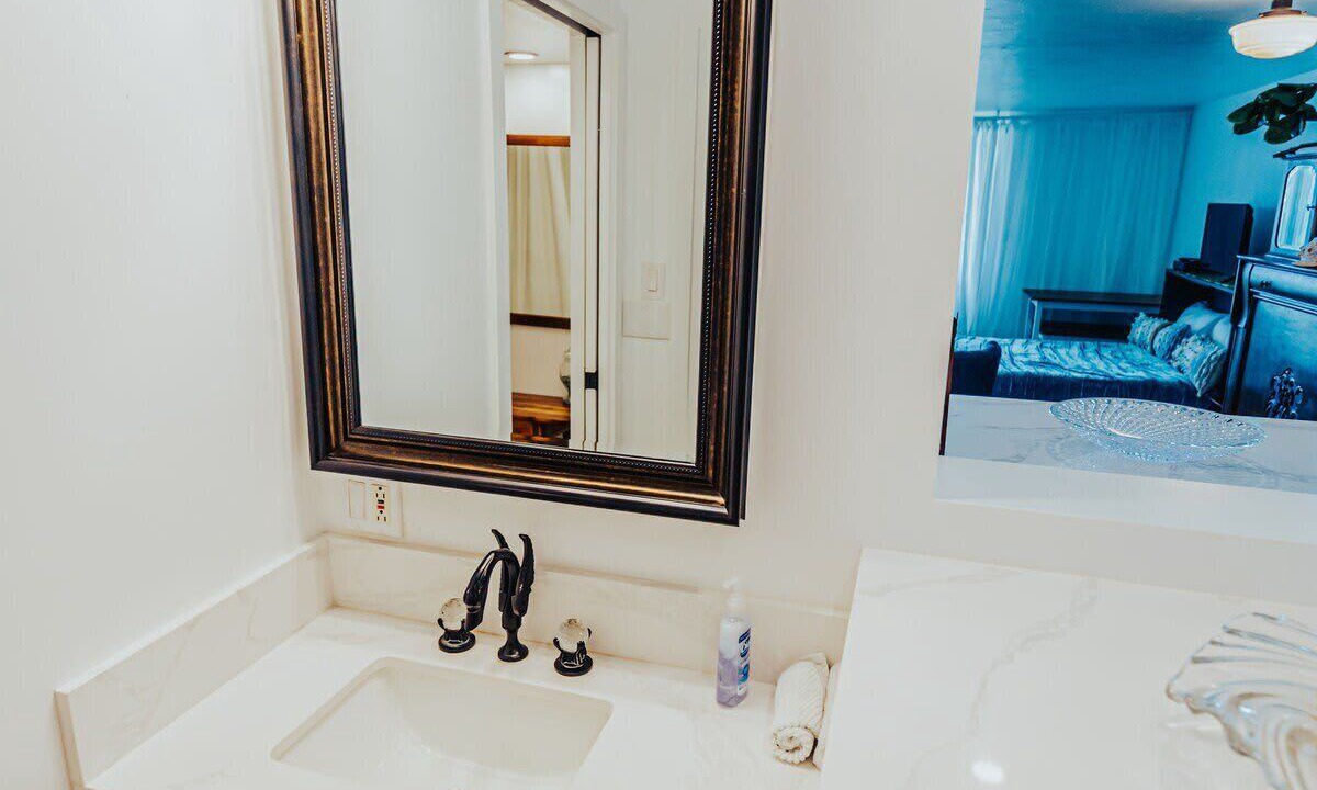 Photo of Bathroom in Punaluu