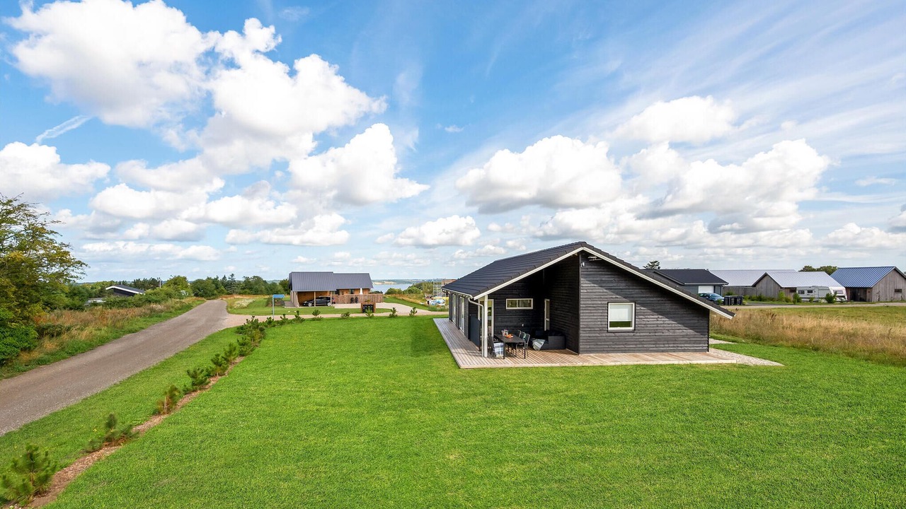 Photo of Others in Hjarbæk