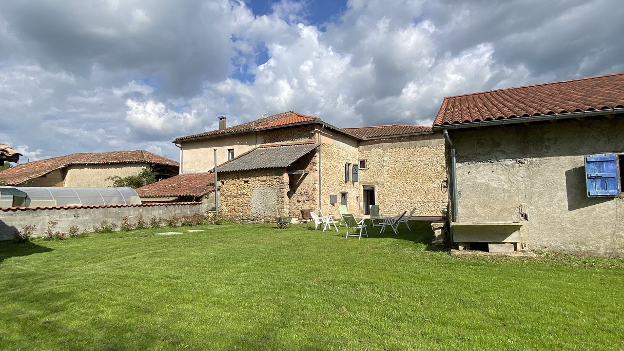 Photo of Outdoor in Boussan