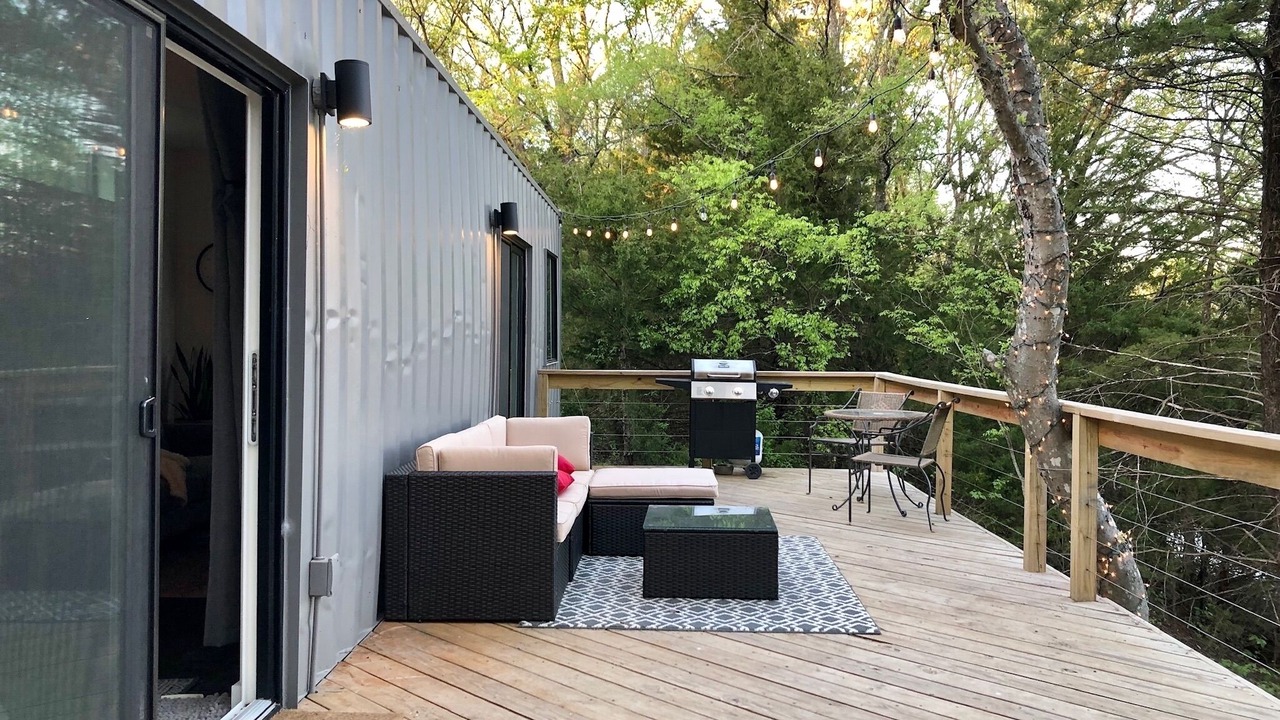 Photo of Patio Balcony in Elmo