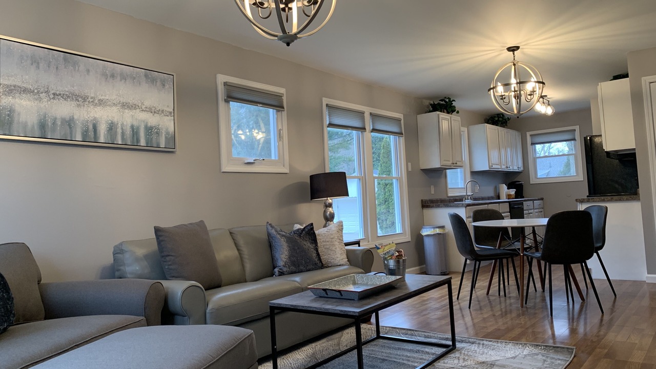 Photo of Livingroom in Milford
