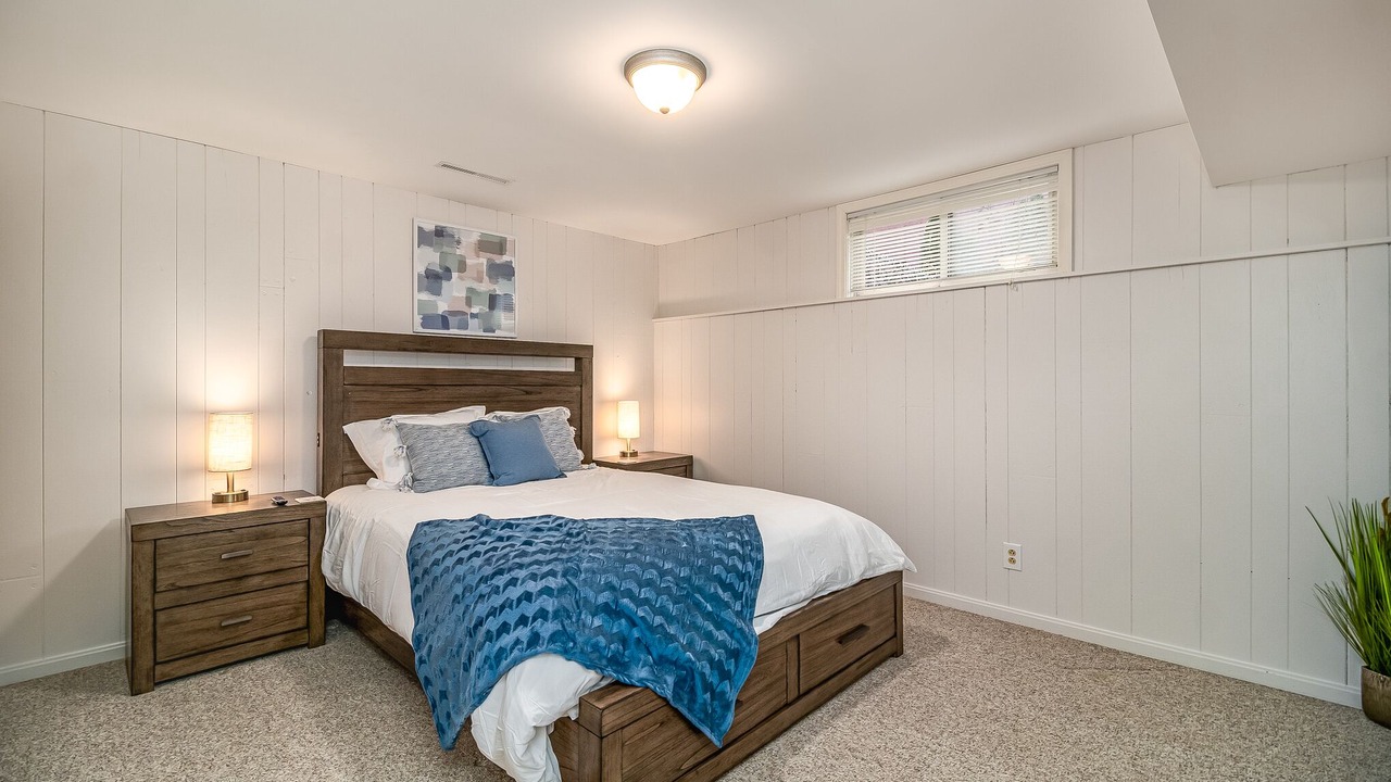 Photo of Bedroom in Elgin