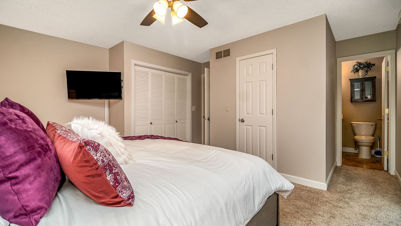 Photo of Bedroom in Elgin