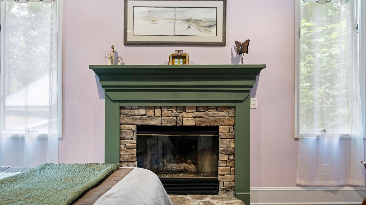 Photo of Livingroom in Cartersville