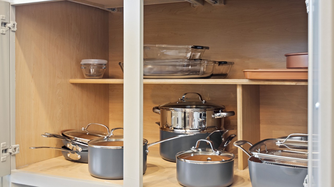 Photo of Kitchen in Legacy Town Center North