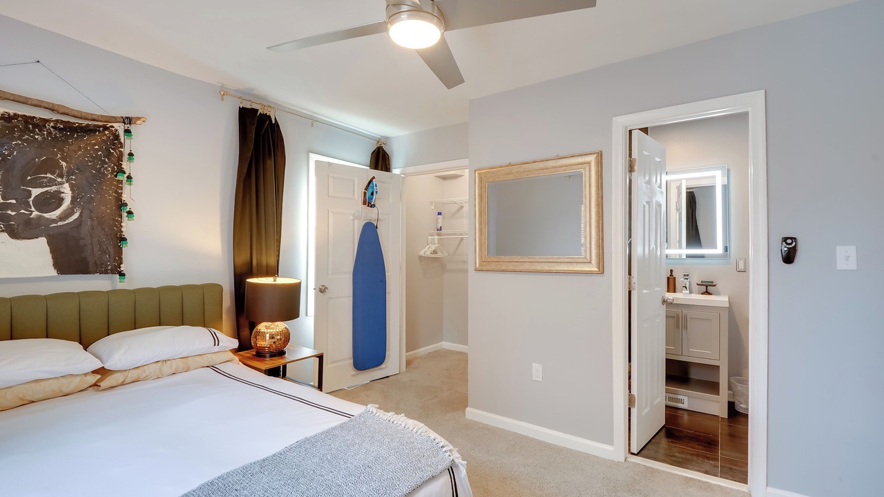 Photo of Bedroom in Baltimore