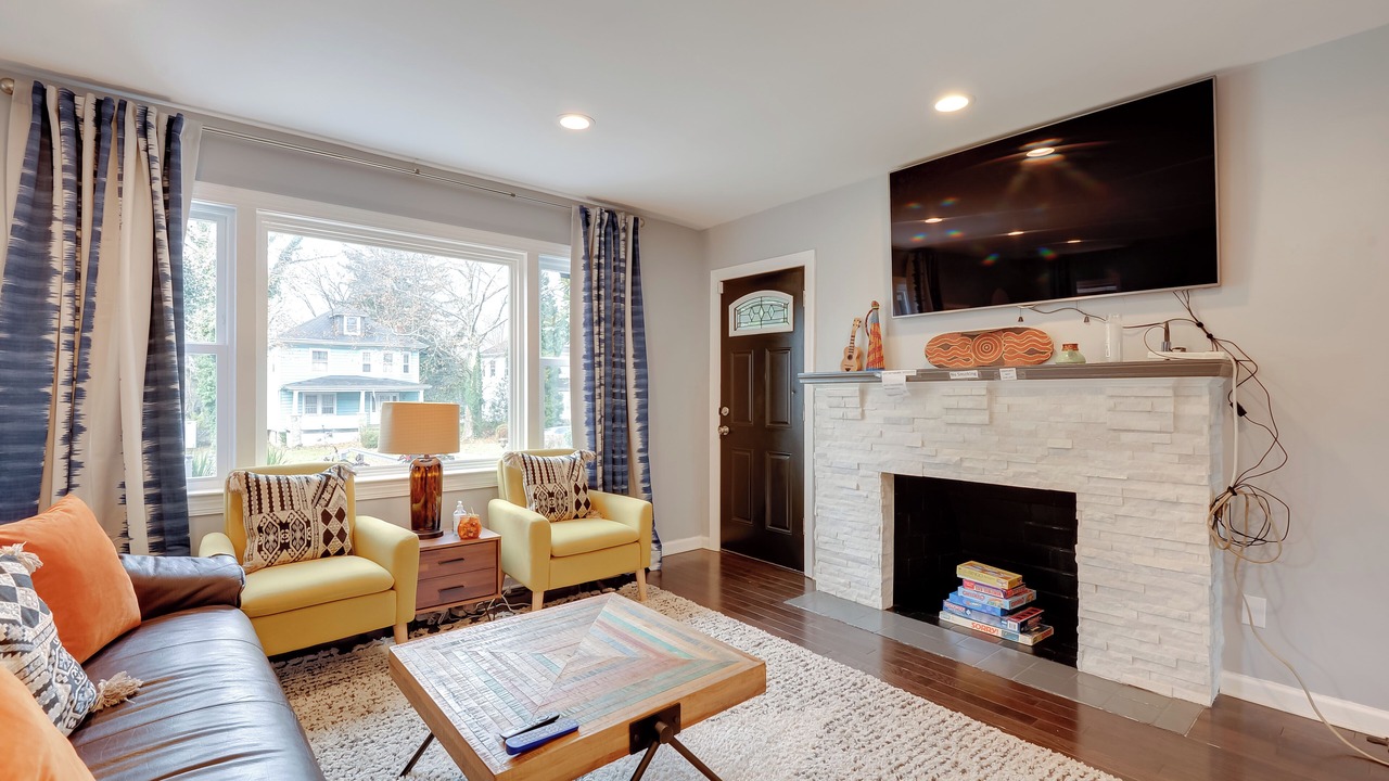 Photo of Livingroom in Baltimore