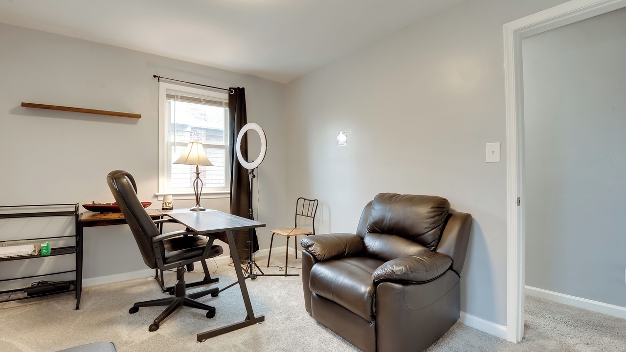 Photo of Livingroom in Baltimore