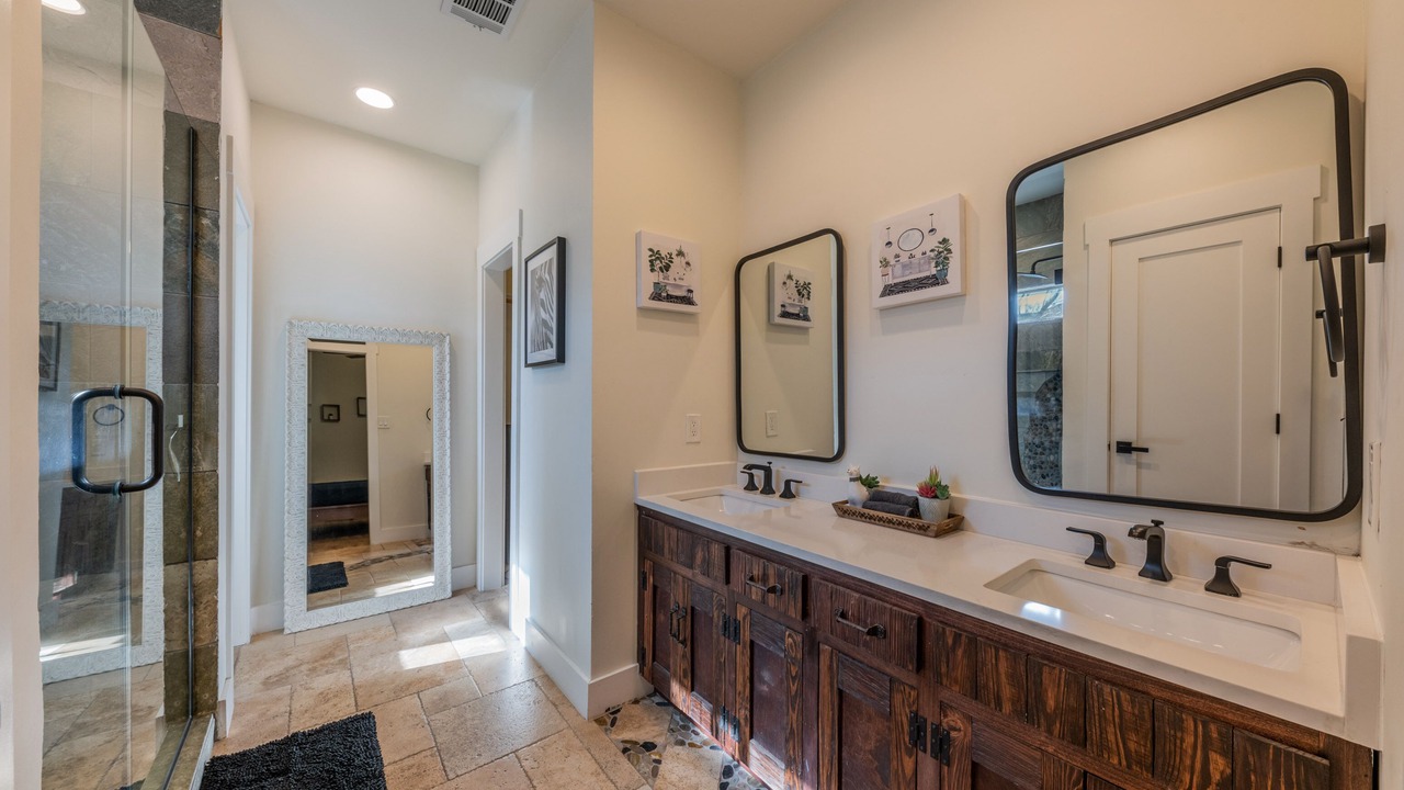 Photo of Bathroom in Hutto