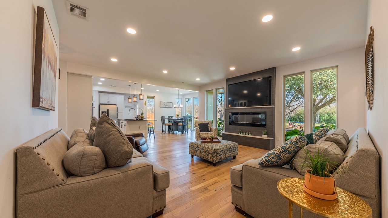 Photo of Livingroom in Hutto