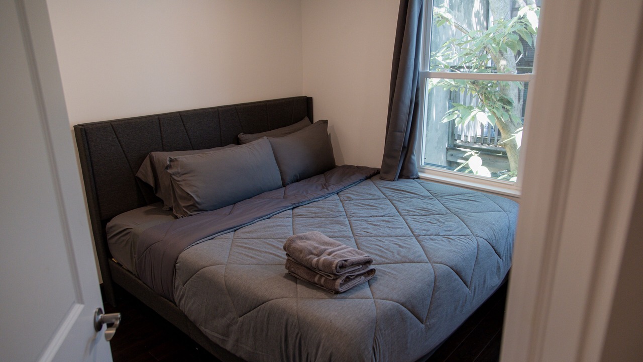 Photo of Bedroom in Graduate Hospital