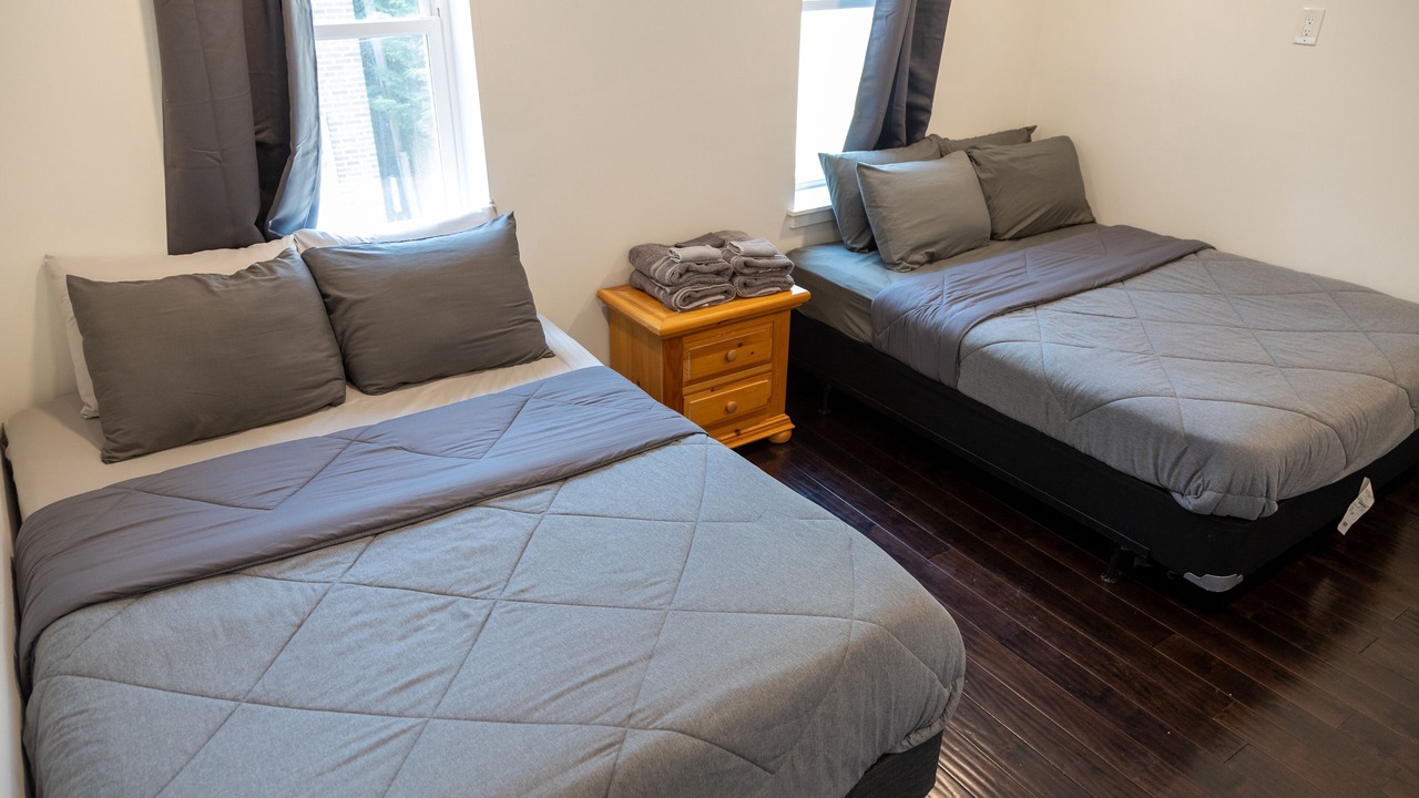 Photo of Bedroom in Graduate Hospital