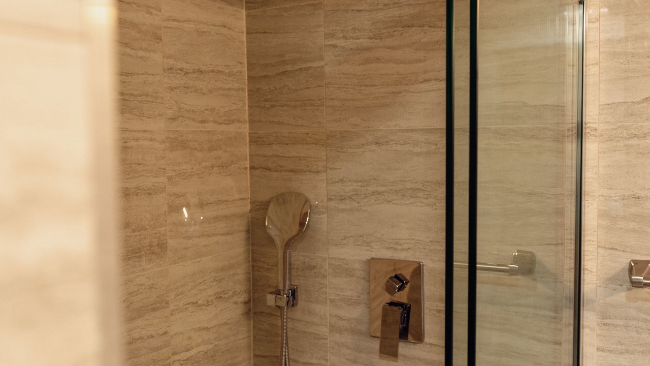 Photo of Bathroom in Graduate Hospital