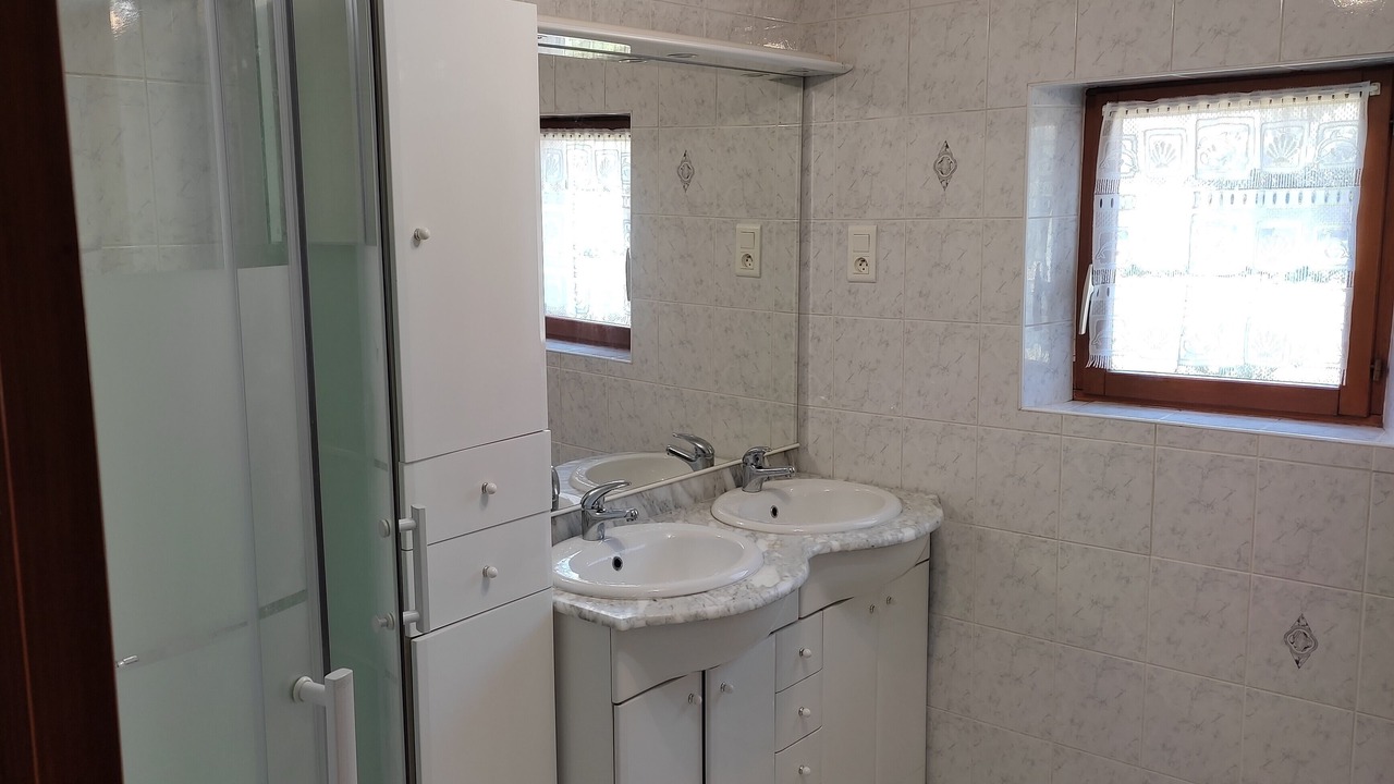 Photo of Bathroom in Joyeuse
