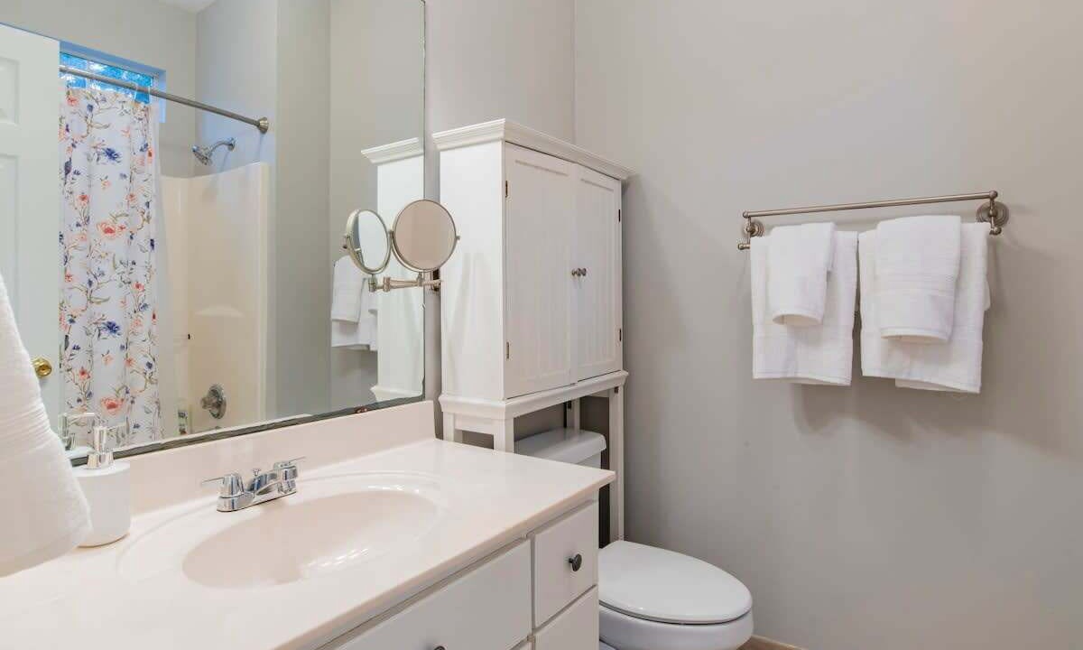 Photo of Bathroom in Mobile