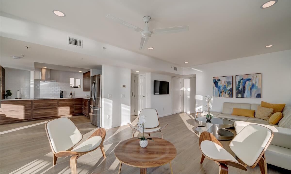 Photo of Livingroom in Redington Shores