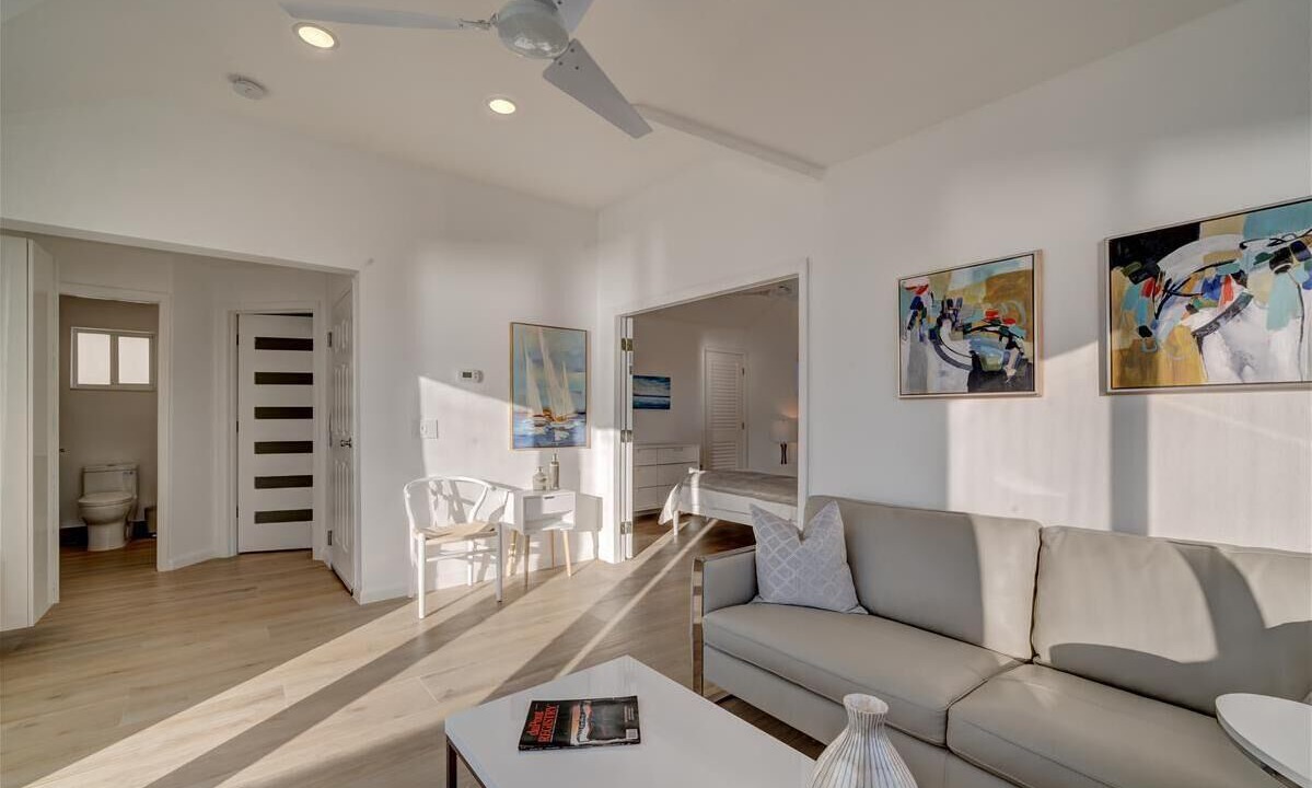 Photo of Livingroom in Redington Shores