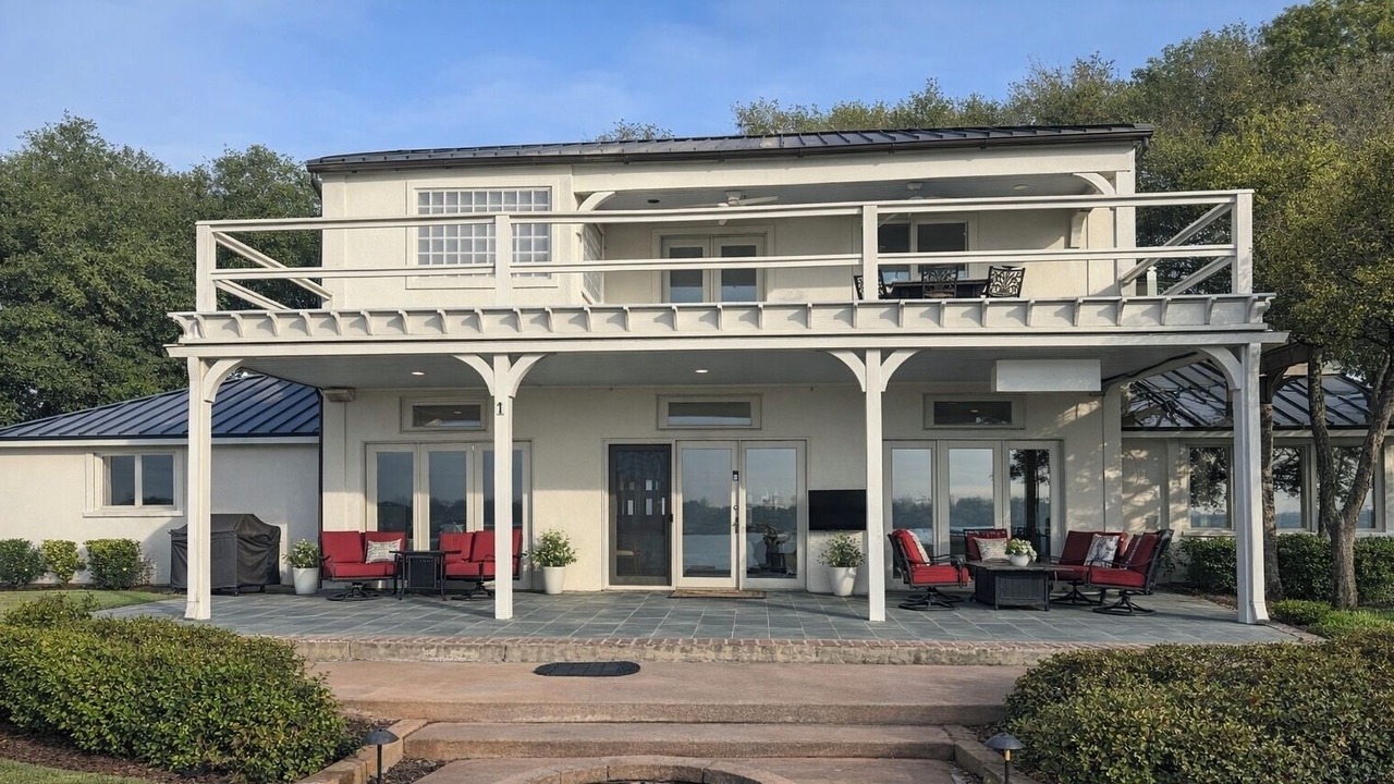 Photo of Outdoor in New Roads