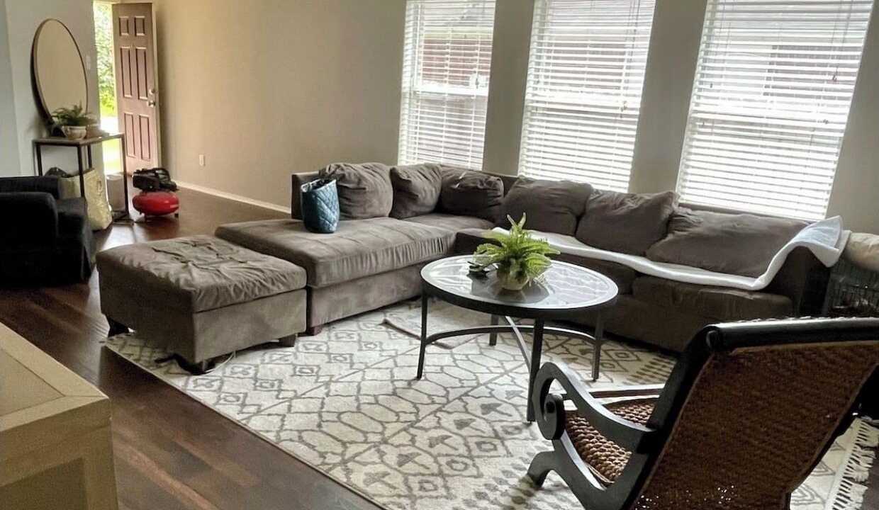 Photo of Livingroom in Atascocita