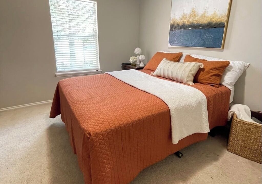 Photo of Bedroom in Atascocita