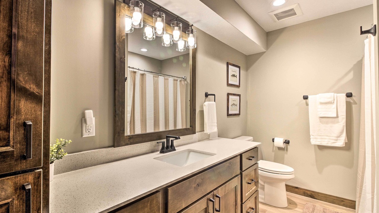 Photo of Bathroom in Alexandria
