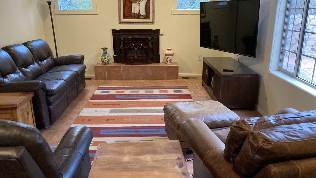 Photo of Livingroom in Alamogordo