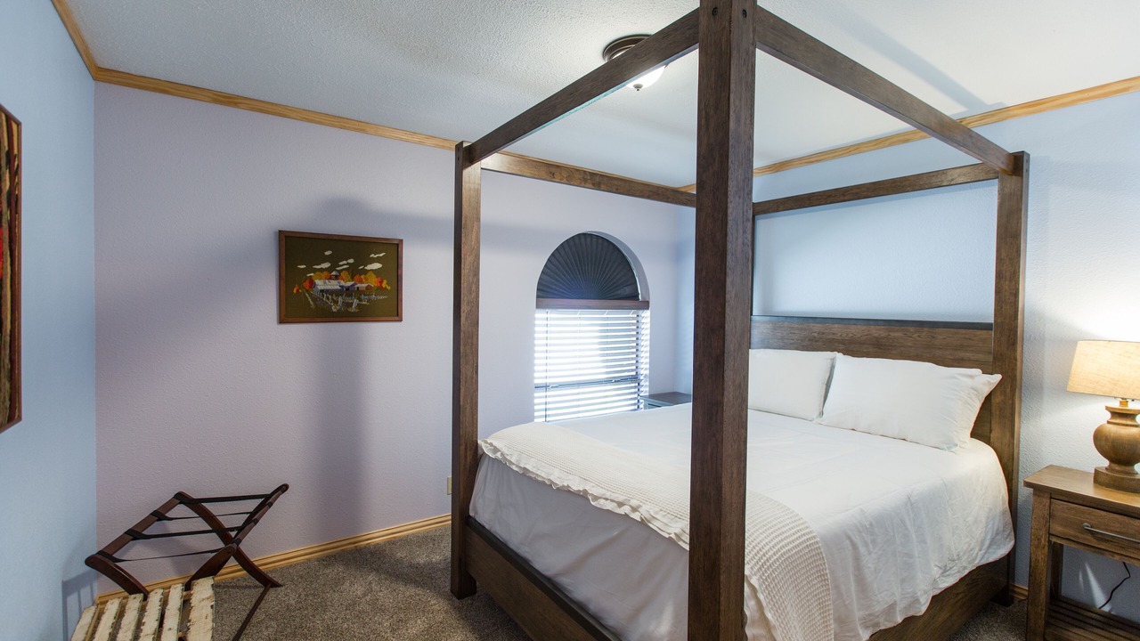 Photo of Bedroom in Weatherford