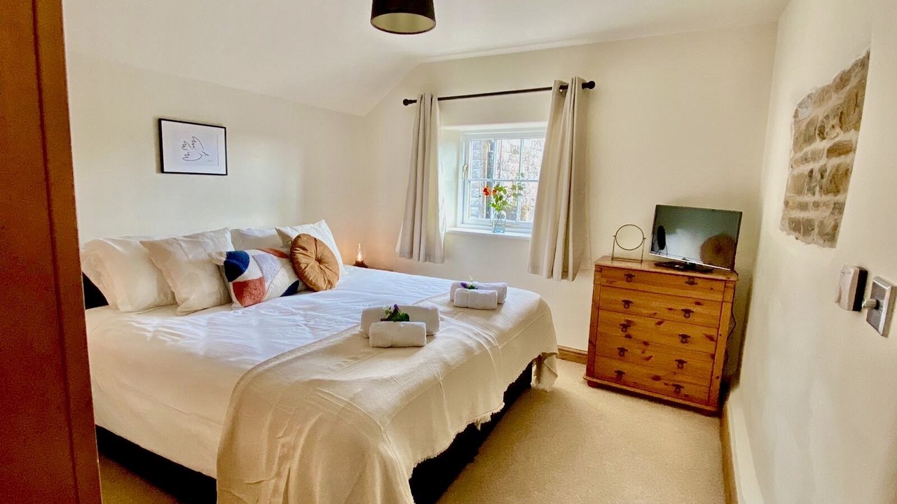 Photo of Bedroom in Longnor