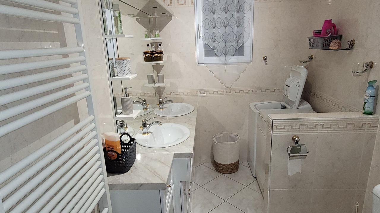 Photo of Bathroom in Bourges