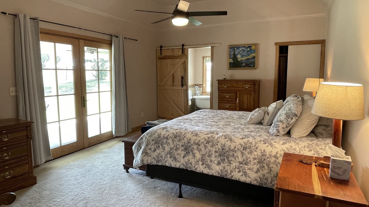 Photo of Bedroom in Brenham