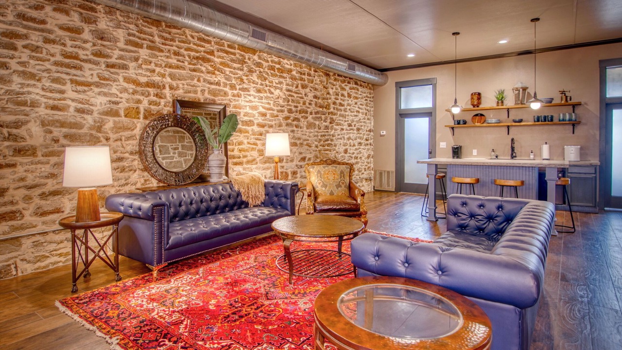 Photo of Livingroom in Mason
