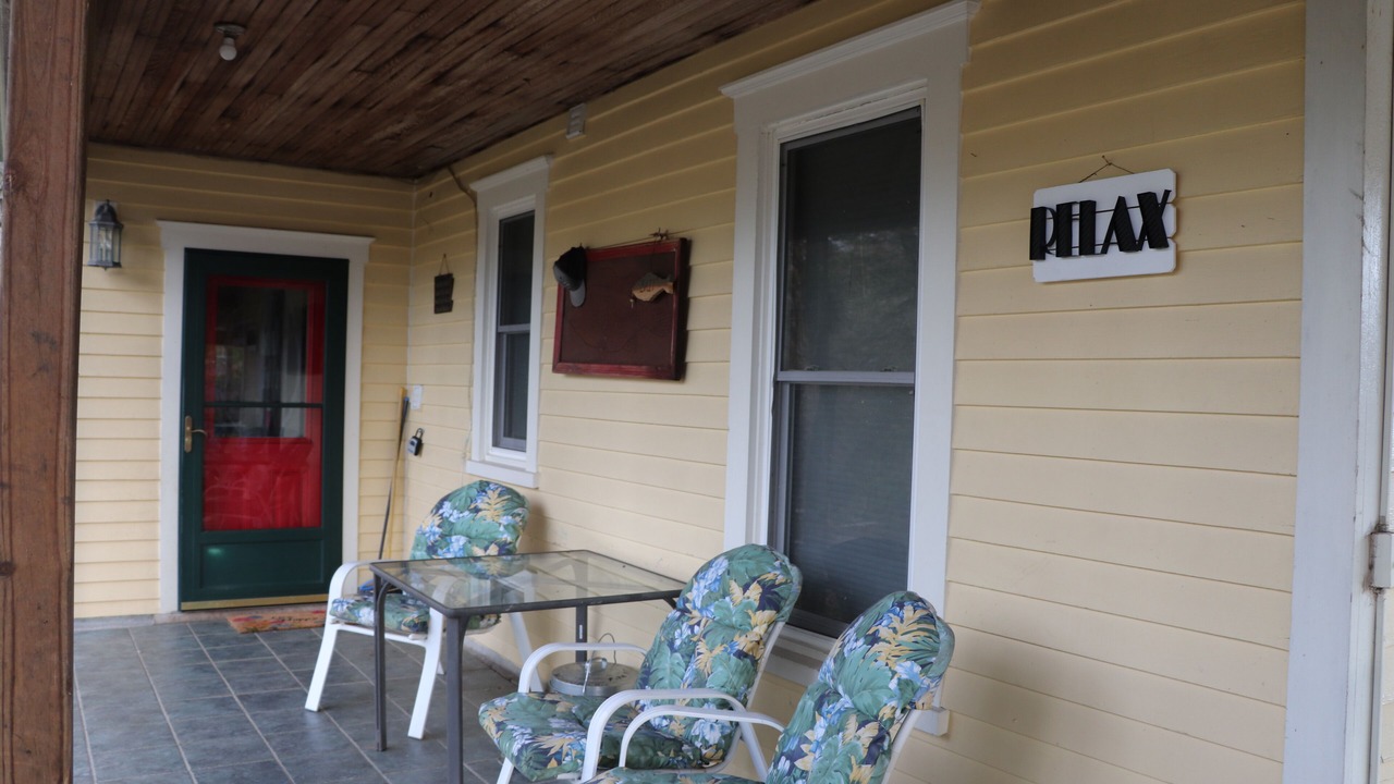 Photo of Patio Balcony in Broadway