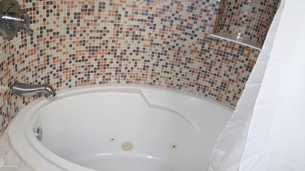 Photo of Bathroom in Broadway