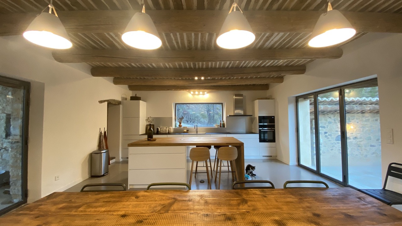 Photo of Others in Vercoiran