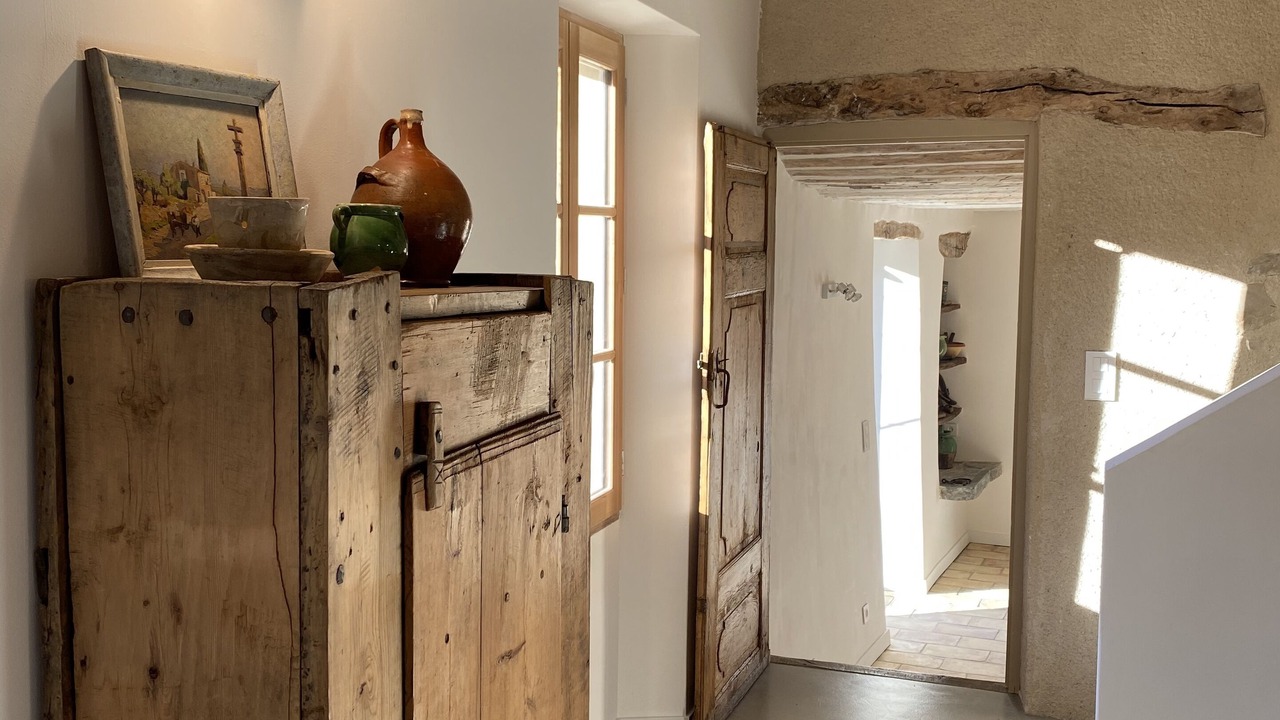 Photo of Others in Vercoiran