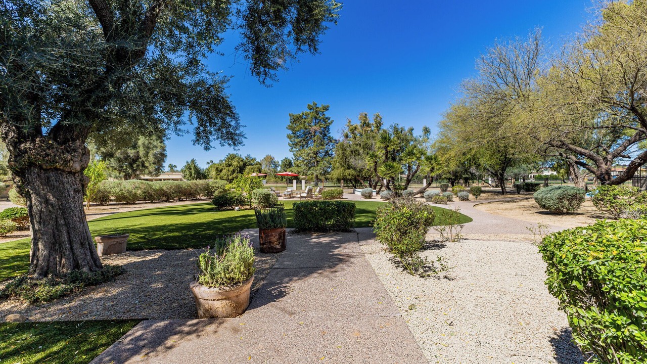 Photo of Outdoor in Orangetree Villas