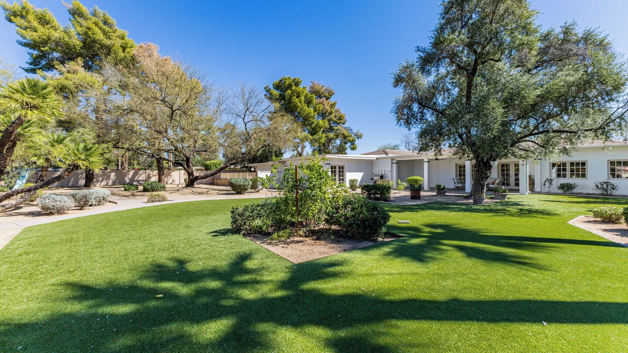 Photo of Outdoor in Orangetree Villas