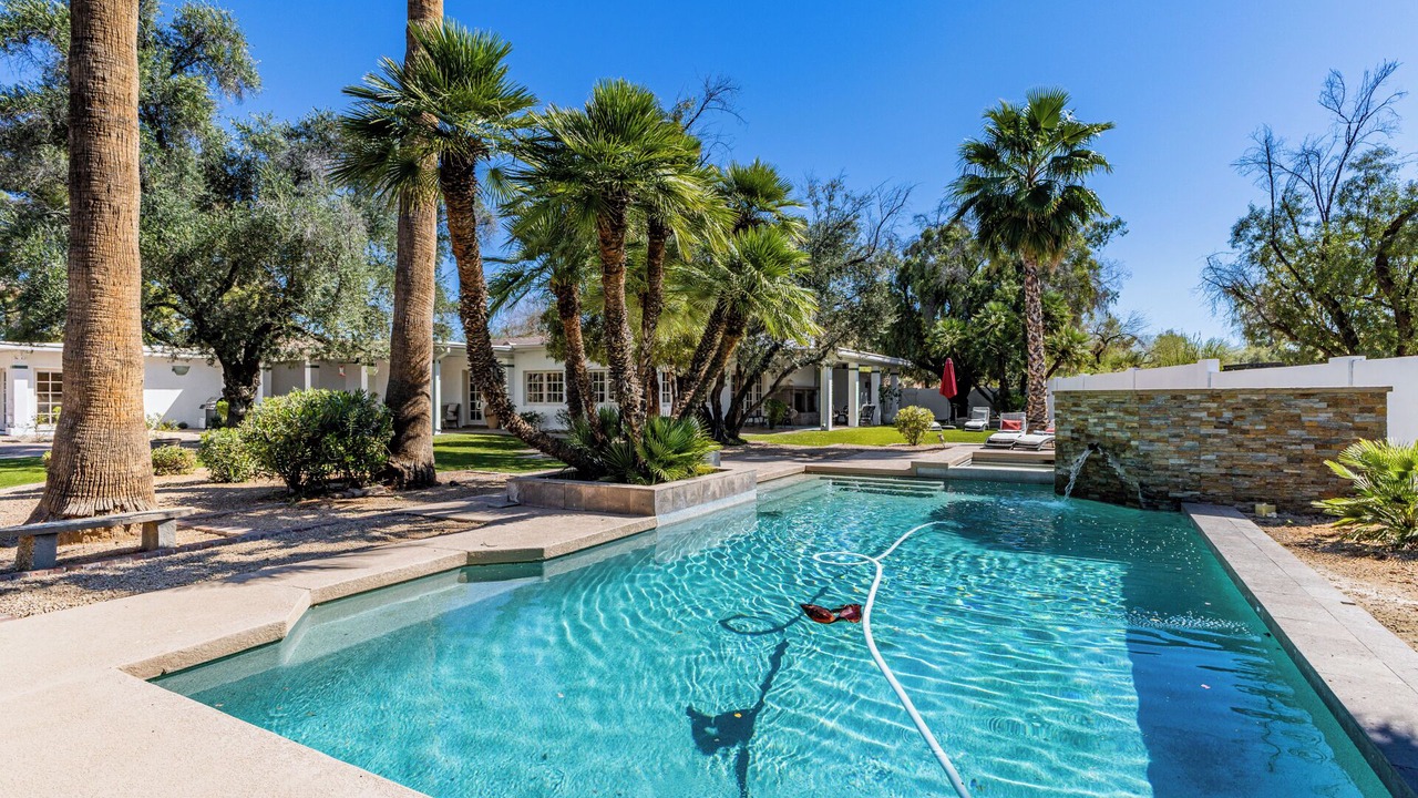 Photo of Outdoor in Orangetree Villas