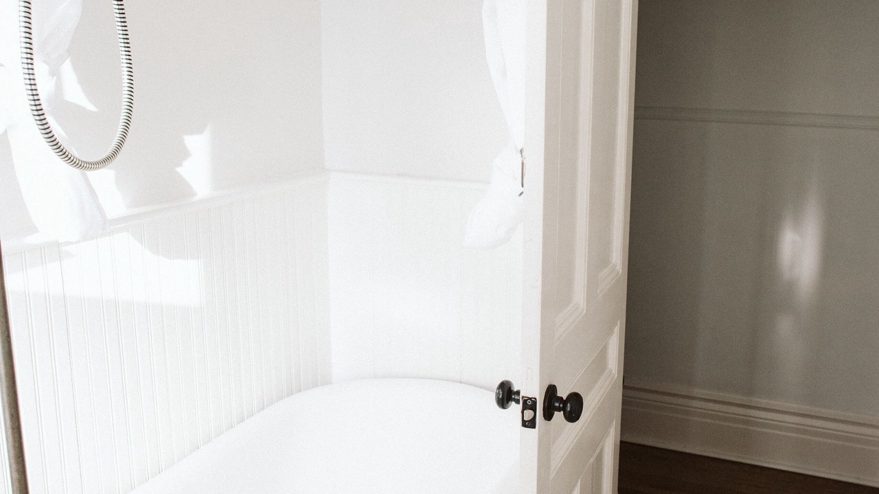 Photo of Bathroom in Parkdale