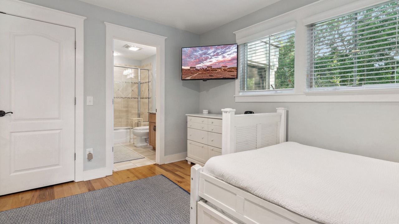 Photo of Bedroom in Cape Fear Station