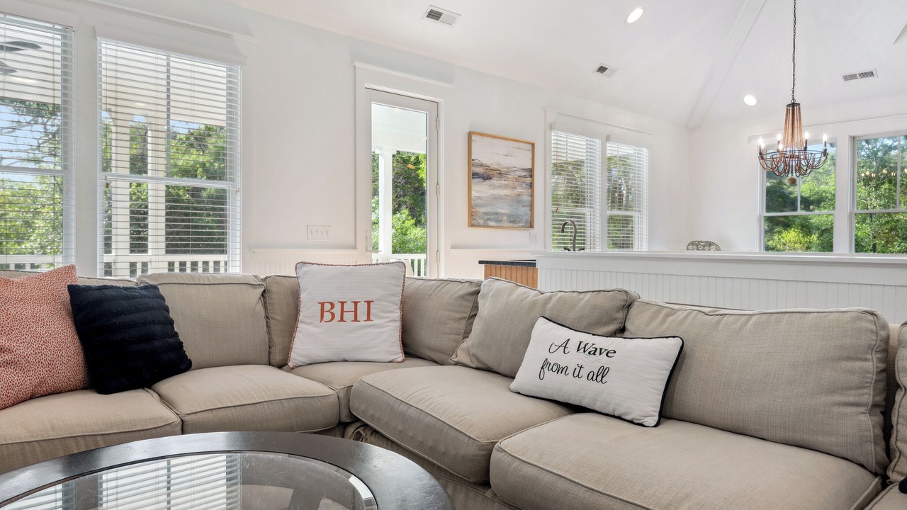 Photo of Livingroom in Cape Fear Station
