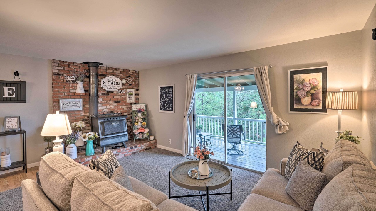 Photo of Bedroom in Pine Grove