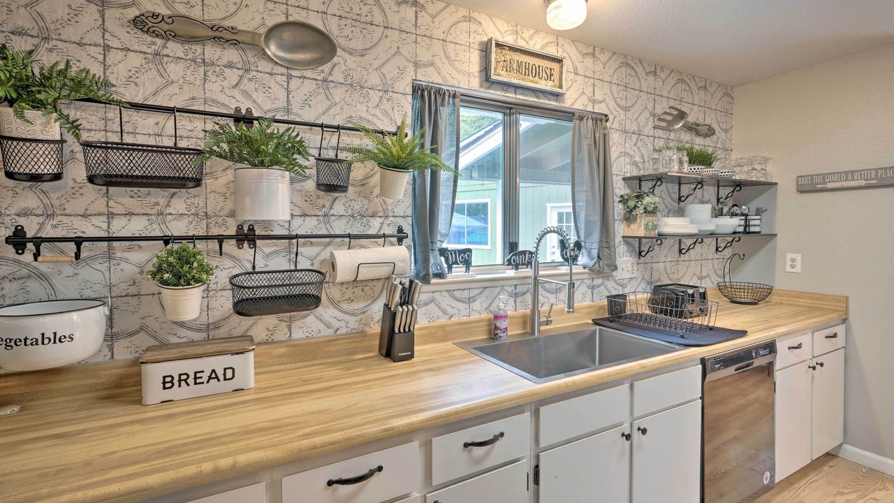 Photo of Others in Pine Grove