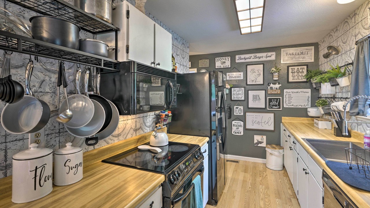 Photo of Others in Pine Grove