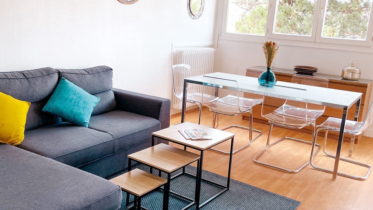 Photo of Livingroom in Colombier - Champ de Mars