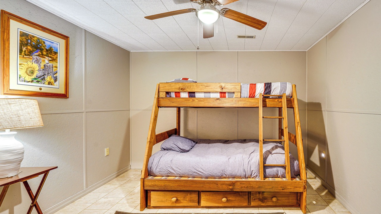 Photo of Bedroom in Golden